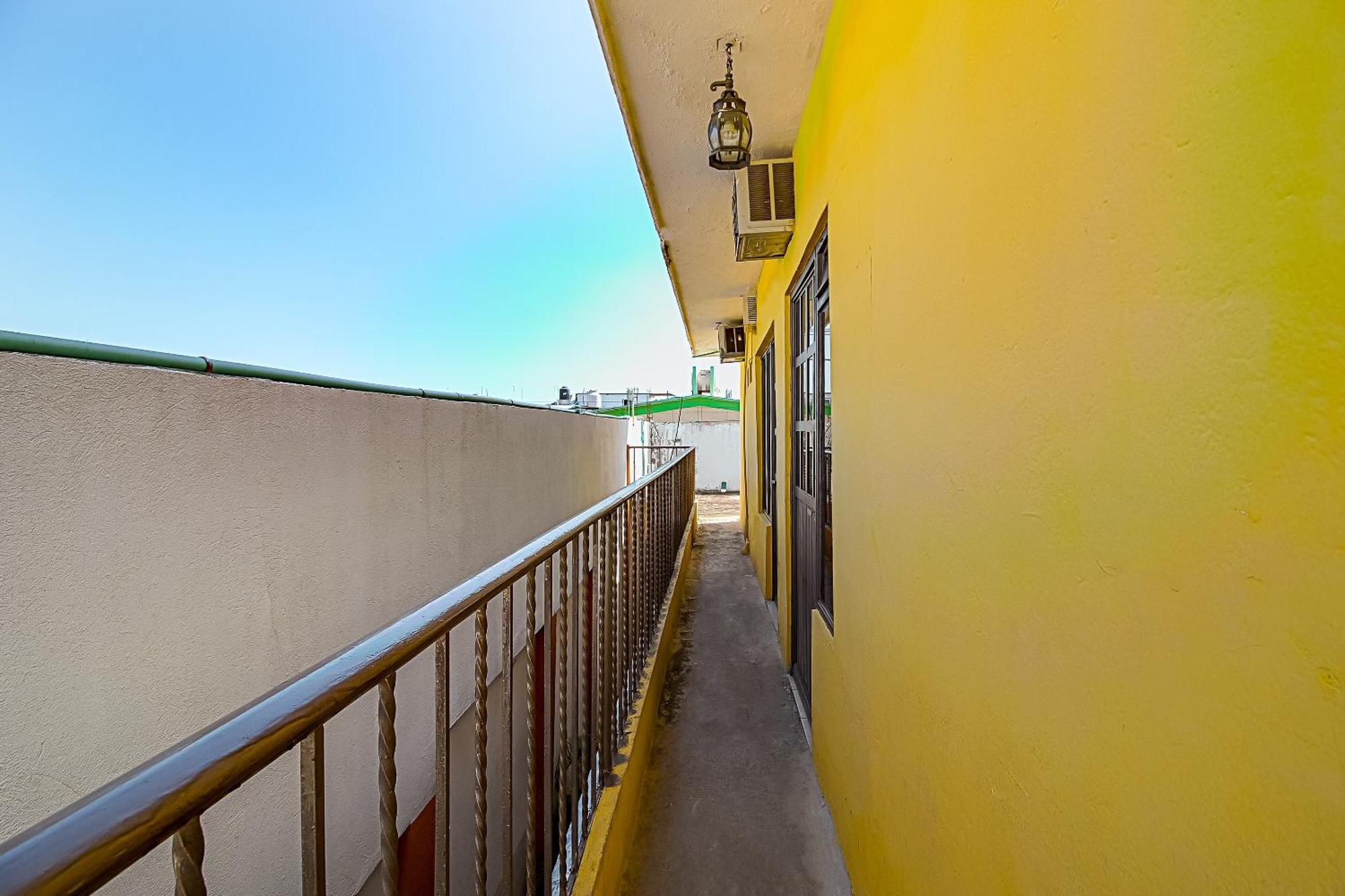 Oyo Hotel Posada Los Faroles,Tabasco 비야에르모사 외부 사진